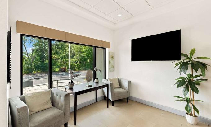 Egg Harbor Township Hotel | Sonesta Essential Atlantic City West