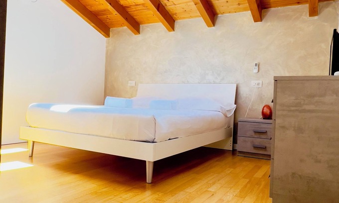 Colico Piano Casa | Sonhozinho House Colico, Beautiful Villa with Lake and Mountain View