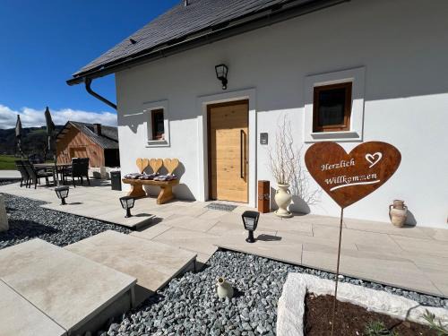 Gemeinde Großradl Apartamento | Sonnenschein Appartement- und Ferienhaus mit Terrasse und Garten
