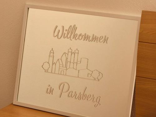 Parsberg Apartamento | Sonnige Souterrain-Einliegerwohnung im Herzen Parsbergs