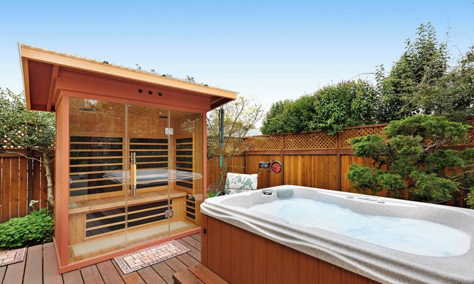 Santa Rosa Casa | En el corazón del condado de Sonoma, cerca de las bodegas y parques - además de jacuzzi privado!