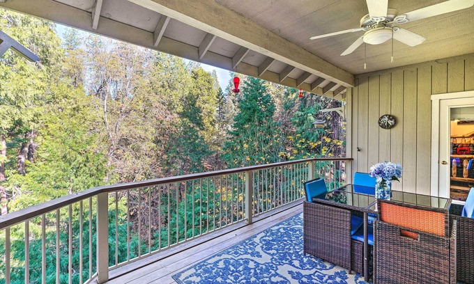 Phoenix Lake-Cedar Ridge Casa | Sonora Home w/ Pool Table, Grill & 2 Balconies