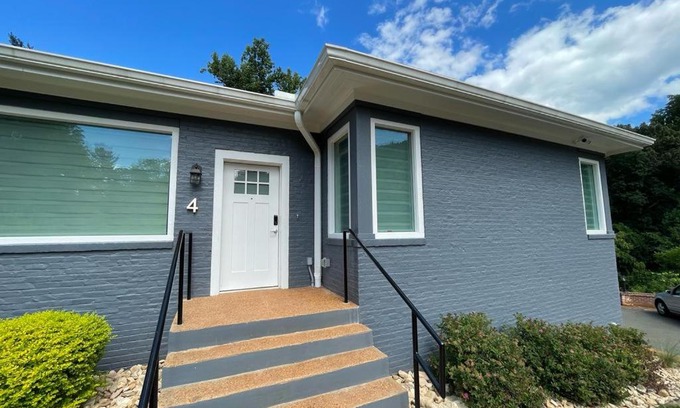 Charlottesville Apartamento | Sonsak - Unit 4