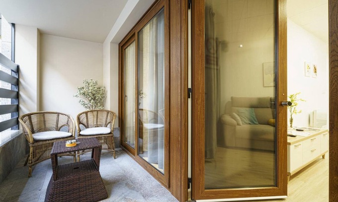 Burela Apartamento | Sophie Apartments 'Grande' with Private Terrace and Wi-Fi