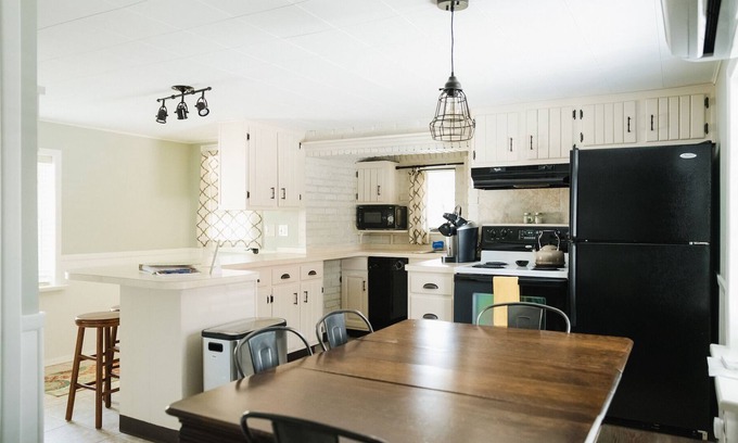 Hummelstown Apartamento | Sophie's on Main- Encanto histórico, comodidad actualizada. 3 millas al parque Hershey