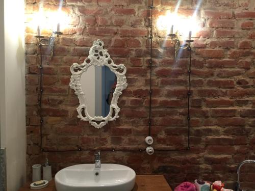 Ventspils Apartamento | Sophisticated art deco near sea, centre and parks