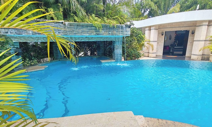 Villas Ana Maria Villa | Sosua Despedida de soltero 21 BR Hollywood Style Mansions PARTIDO DE PRECIO