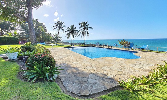Playa Chiquita Villa | Sosua Bachelor Party 8 BR Mansión frente al mar cerca de la playa COINCIDENCIA DE PRECIOS