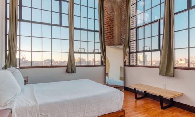 West Poplar Apartamento | Sosuite 2BR Penthouse w Balcony W D Gym