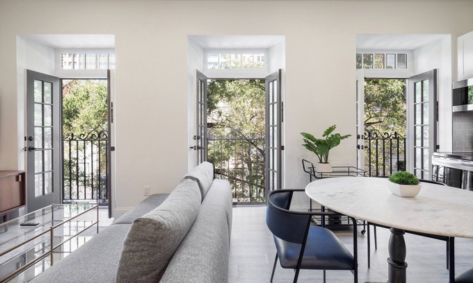Rittenhouse Row Apartamento | Sosuite at French Quarters - Rittenhouse Square