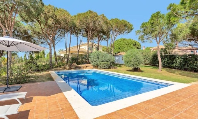 San Roque Villa | Sotogrande YOLO Spaces - White House Villa