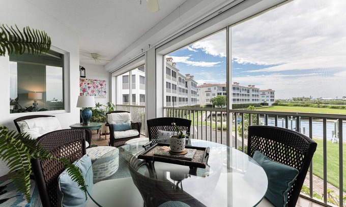 Cape Haze Condominio | Sought after beautiful 2 bedroom Hacienda Condo