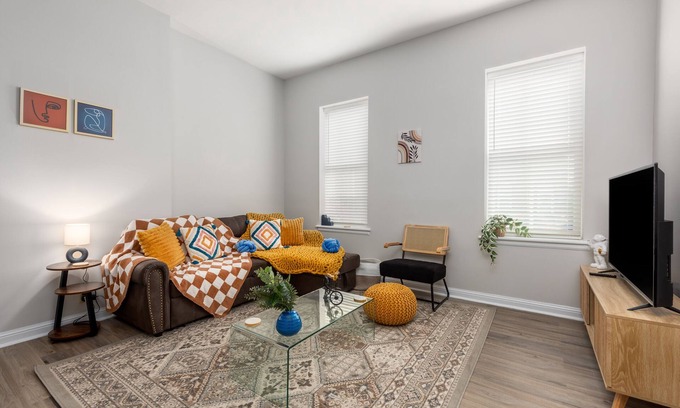 St. Louis Apartamento | Soulard Gem-Cozy APT- Walk to Downtown STL! WIFI