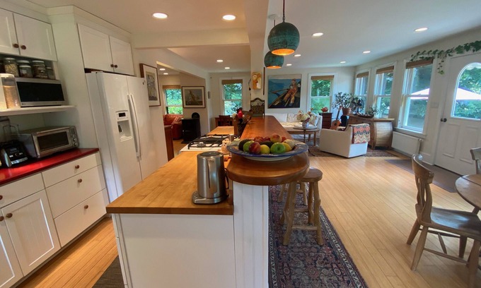 Housatonic Casa | Soulful, light-filled Berkshire home with gardens