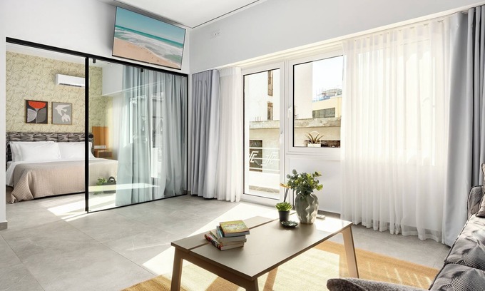Exarhia Apartamento | Soultani Aparthotel by HarmonyHomesAway