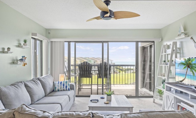 Emerald Isle Condominio | Sound Of The Sea West 212, Almost Oceanfront Condo in Emerald Isle, NC!