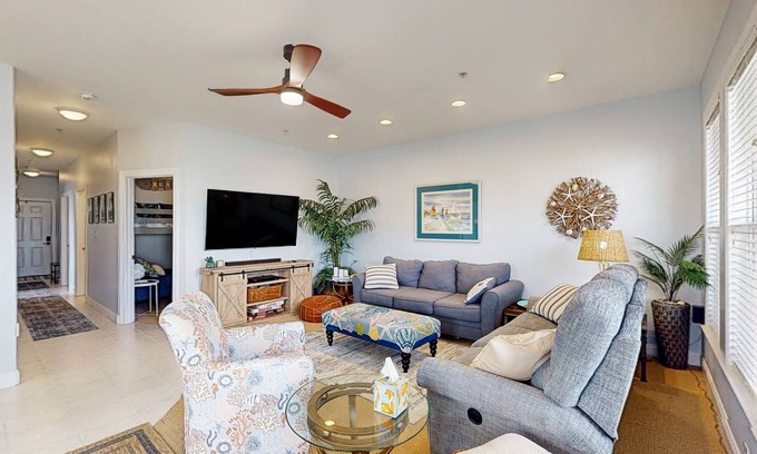 Indian Beach Condominio | Sound side condo with sunset view balcony - close to pool, hot tub, and pier