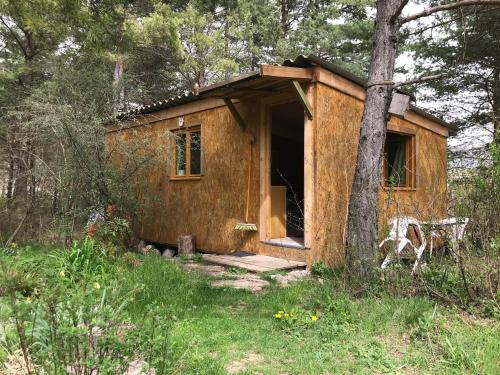 La Palud-sur-Verdon Chalet De Esquí | sous les arbres