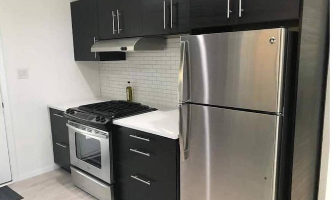 East Congress Casa | South Congress Barton springs 3/2 whole modern home