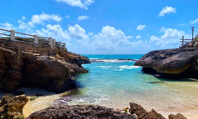 Long Bay Casa | South-easterly Sea view villa with pool