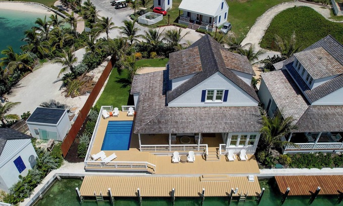 Lubbers Quarters Cay Casa | South End Villa on the water: lovely pool, expansive decks, and 60’ private dock