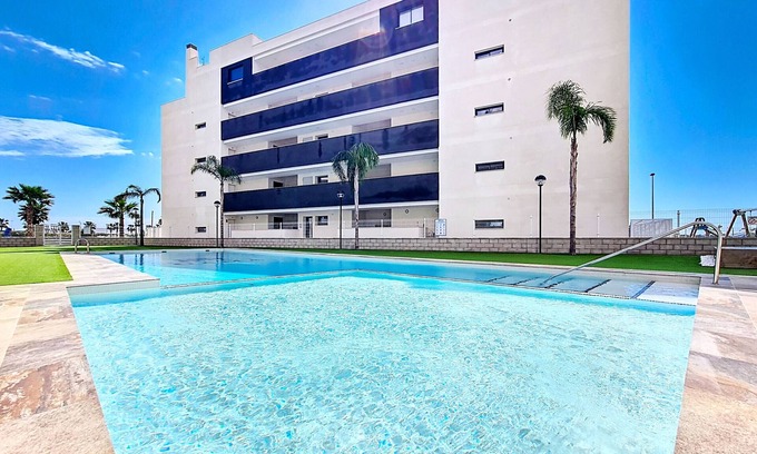 Lo Rufete Apartamento | Balcón orientado al sur con vistas a la ciudad.