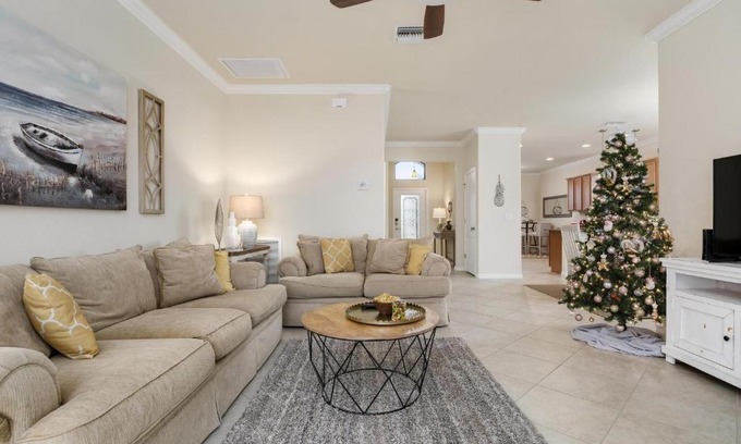 Bradenton Casa | South Facing Gated Community Long Term Rentals Available home