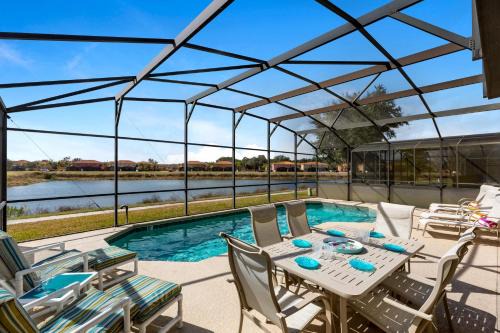 Bellavida Casa | South Facing Private Pool with Lake View - Bella Vida Resort - Nr Disney