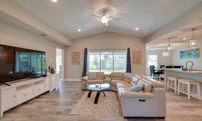 South Gulf Cove Casa | South Gulf Cove Port Charlotte Retreat: Gas Grill