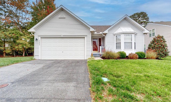 Ocean View Casa | South Hampton - 37923 Greenwich Ln