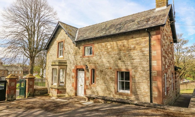 Appleby-in-Westmorland Casa | SOUTH LODGE, pet friendly, with a garden in Appleby-In-Westmorland