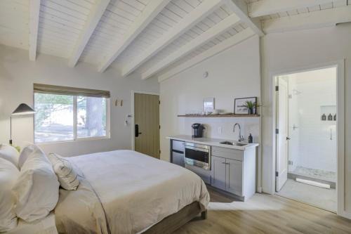 Lakeside Park Apartamento | South Lake Chalet Boutique Suites - walk to Heavenly & Lake Tahoe