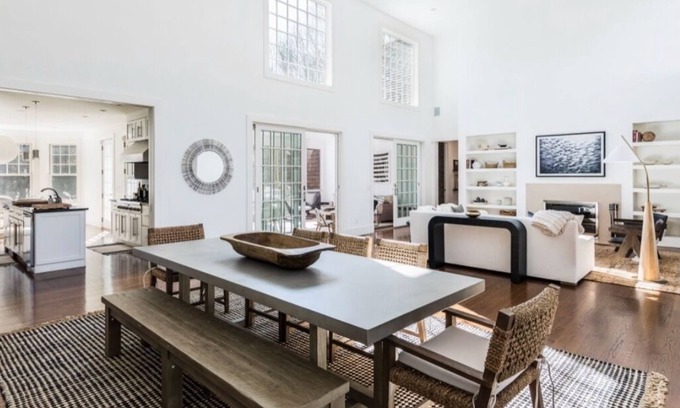 Wainscott Casa | South of Highway - Designer Perfection for Families - East Hampton/ Wainscott