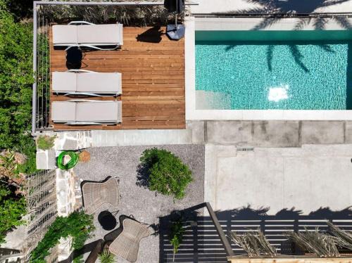 Rodakino Casa | South Palms luxury village house