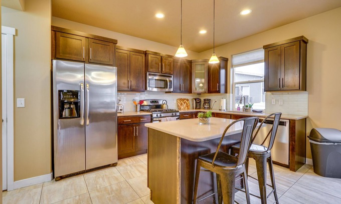 South Salt Lake Casa | South Salt Lake Home w/ Hot Tub: 7 Mi to Downtown