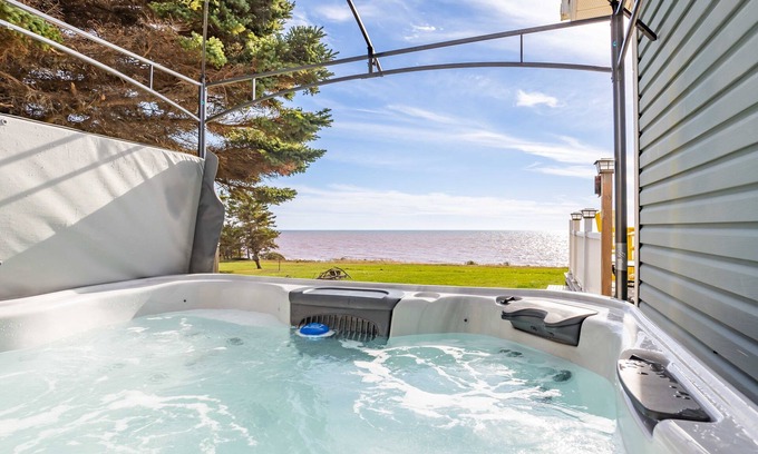Canoe Cove Cabaña | South Shore Waterfront gem With hot tub