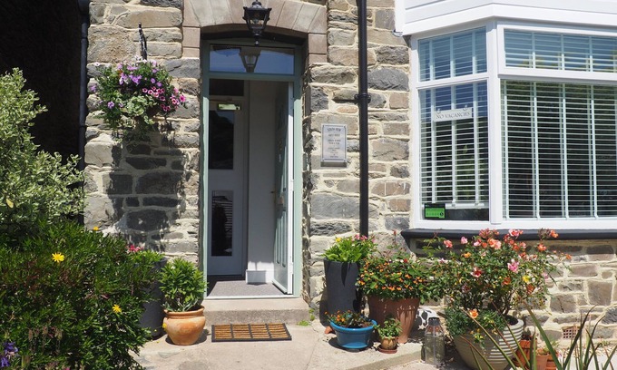 Lynton Casa | South View Guest House