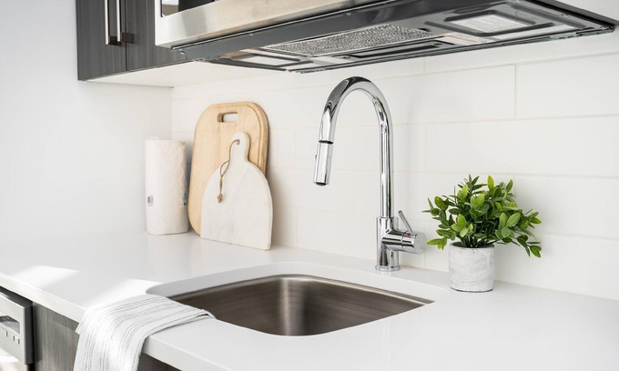 Fort Gary Apartamento | South Wpg Steps from the UofM+Bright Studio+30 UC+ Parking (300-30)