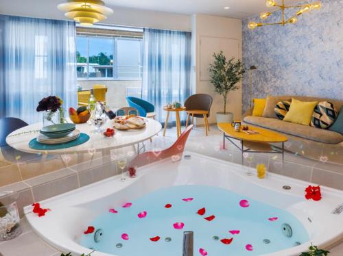Maeganeku Casa | Southerlies Condominium Onna