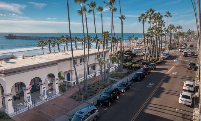 Townsite Condominio | Southern California Beach Club