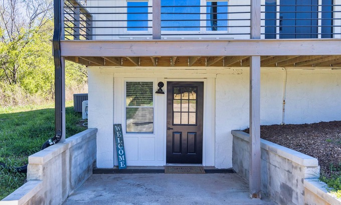 Dacula Casa | Southern Charm Retreat - Beautiful Views!