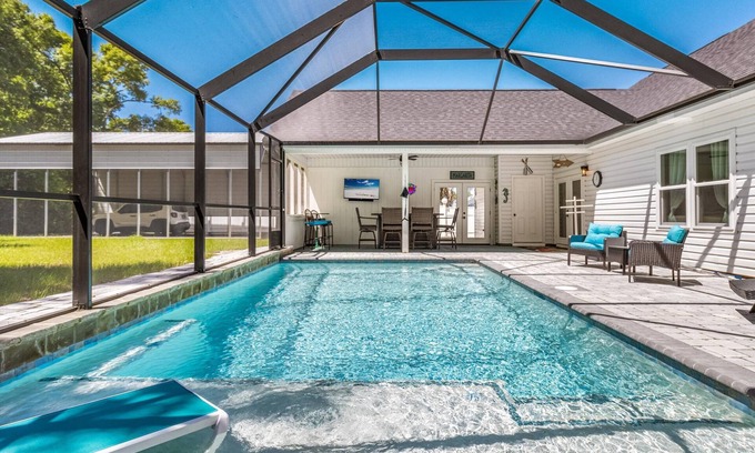 Foley Casa | Southern Charm Retreat – Relax & Unwind!