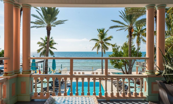 Uptown - Upper Duval Hotel | Southernmost House