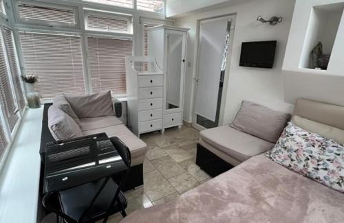 Brunswick Park Casa | Southgate Home Stay