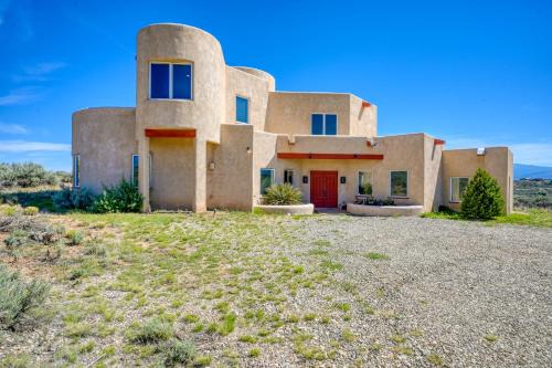 Ranchos De Taos Casa | Southwest Stunner
