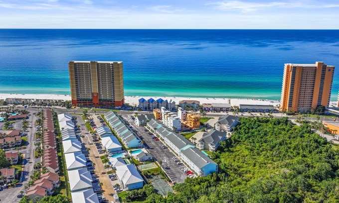 West Panama City Beach Condominio | Southwind Condo Rentals by Panhandle Getaways