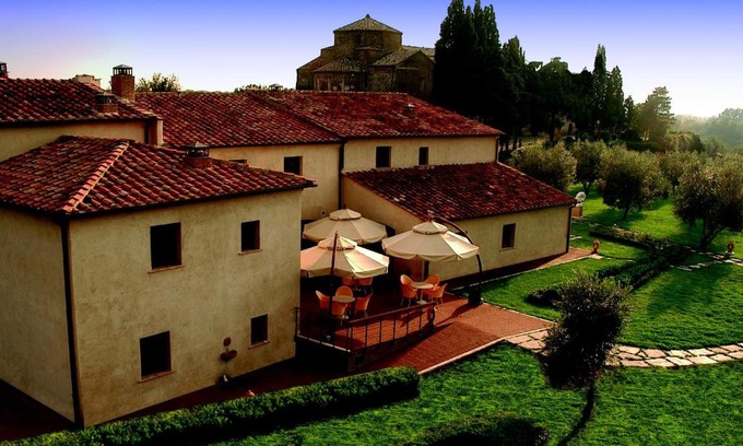 Sovana Hotel | Sovana Hotel & Resort