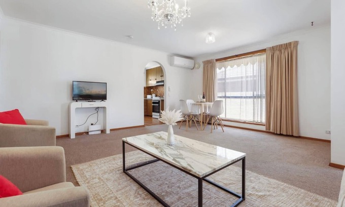 Golden Point Casa | Sovereign Hill Cosy Home in Golden Point