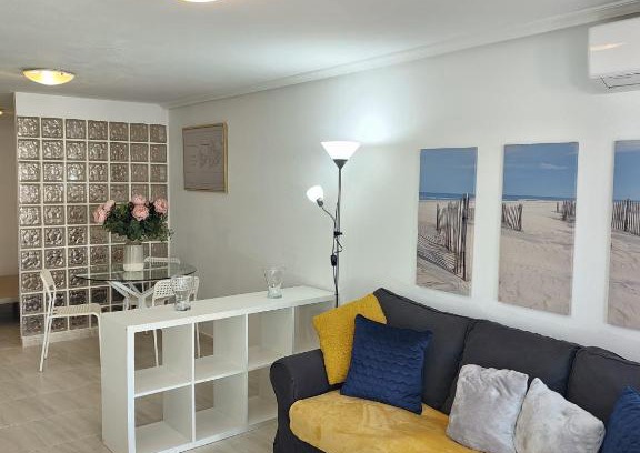San Miguel de Salinas Apartamento | Сozy apartment near the sea