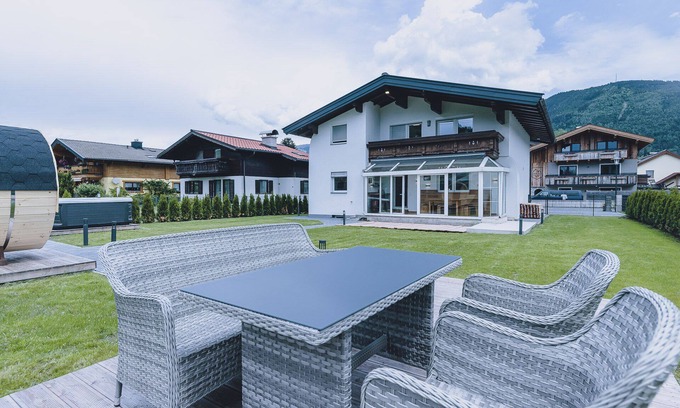 Schuttdorf Condominio | Spa Chalet by we rent